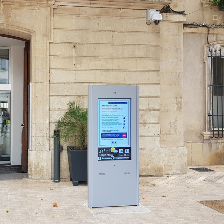 Avec nos bornes digitales mais aussi écrans dynamiques, améliorez votre mairie : mettez à disposition de vos habitants toute l'actualité nécessaire sur la ville ou encore affichez les rendez-vous prévus pour une meilleure organisation !